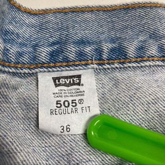 LEVI’S‎ Men’s 505 Vintage Jean Shorts, Size 36, high rise - Picture 9 of 12